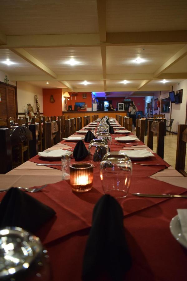 Hotel Mora Los Antiguos Ngoại thất bức ảnh
