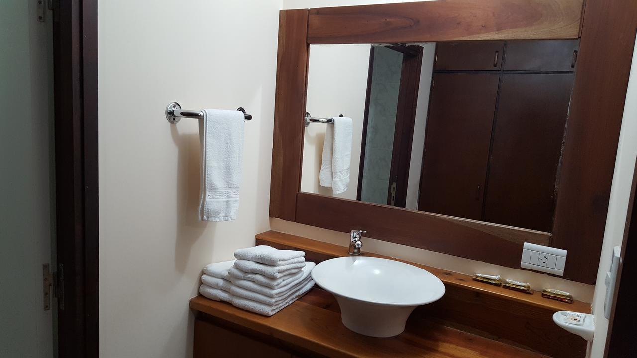 Hotel Mora Los Antiguos Ngoại thất bức ảnh